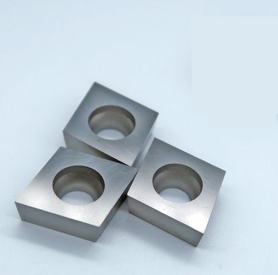 Polishing Cylindrical Polycrystalline Diamond Cutters